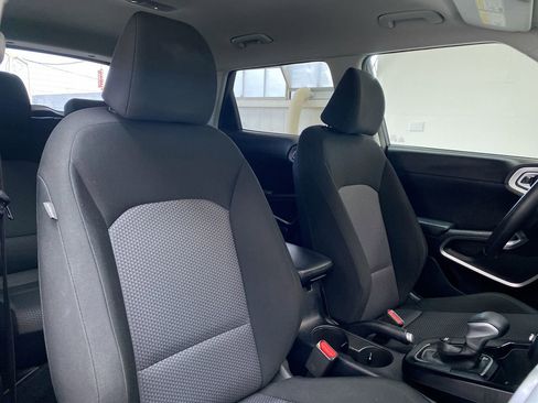 Certified 2023 Kia Soul LX w/ Option Group 015 image 30