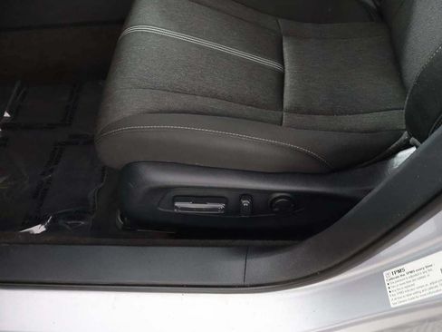 Used 2025 Honda Accord Sport image 31