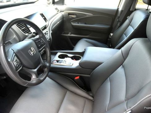 Certified 2025 Honda Ridgeline RTL image 10