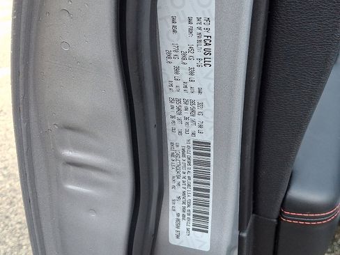 Certified 2017 Dodge Durango R/T image 29