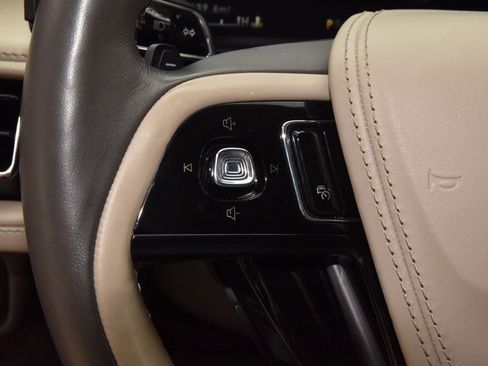 Used 2023 Lincoln Aviator Reserve w/ Equipment Group 201A AWD/4WD image 25