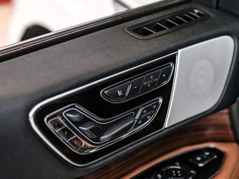 Used 2021 Lincoln Navigator L Reserve w/ Luxury Package image 39