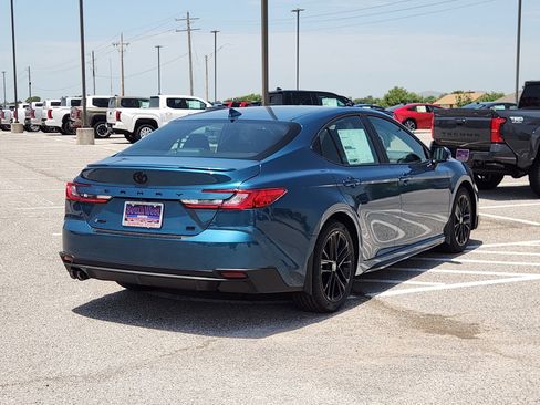 New 2026 Toyota Camry SE w/ Convenience Package FWD image 5