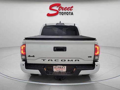 Certified 2022 Toyota Tacoma Limited w/ Nightshade Package AWD/4WD image 3