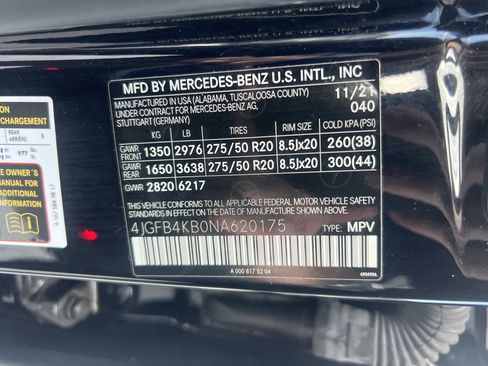 Certified 2022 Mercedes-Benz GLE 350 4MATIC w/ Premium Package image 37