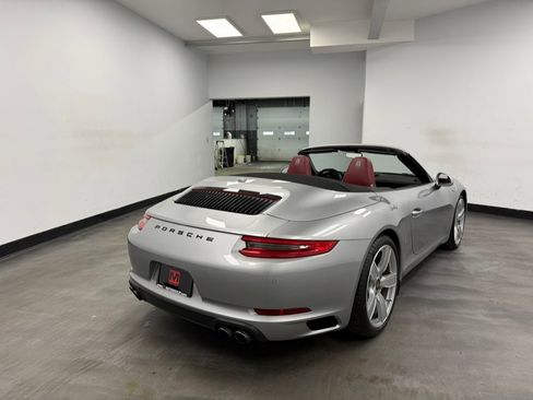 Used 2017 Porsche 911 Carrera image 17