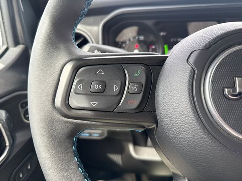 Used 2025 Jeep Wrangler Unlimited Rubicon 4xe w/ Safety Group image 16