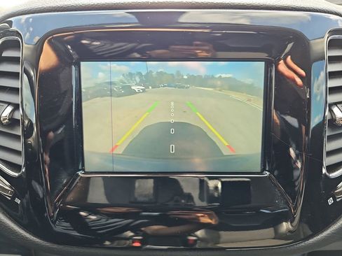 Used 2021 Jeep Compass Latitude FWD image 26