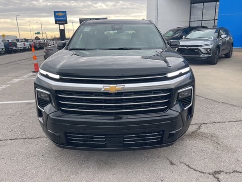 New 2026 Chevrolet Traverse High Country image 9