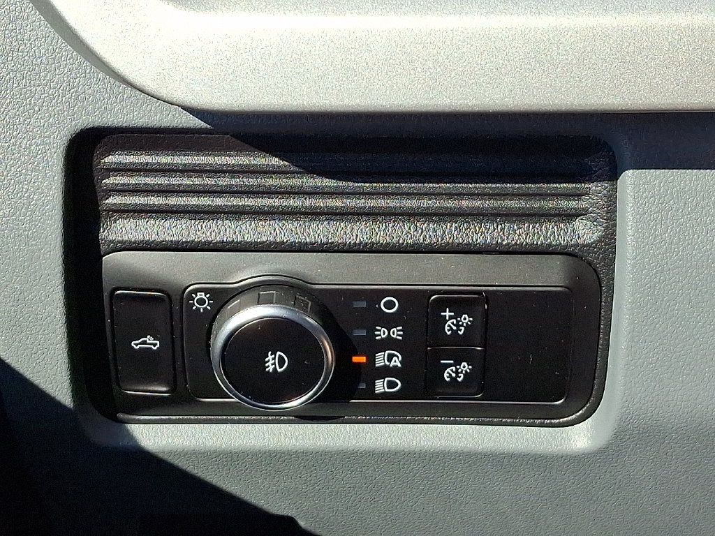 Used 2025 Ford F250 XL w/ STX Appearance Package AWD/4WD image 23