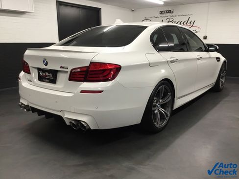 Used 2013 BMW M5 image 10