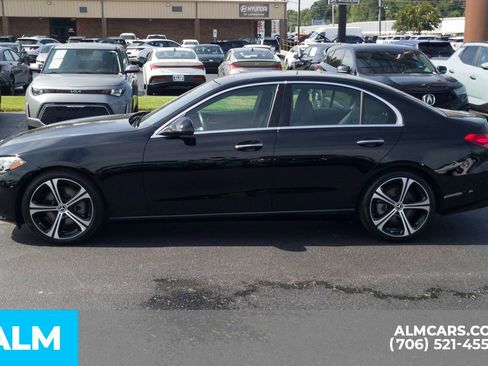 Used 2025 Mercedes-Benz C 300 Sedan image 11