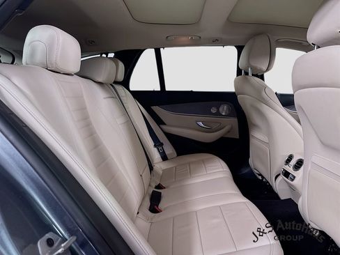 Used 2022 Mercedes-Benz E 450 4MATIC All-Terrain Wagon image 34