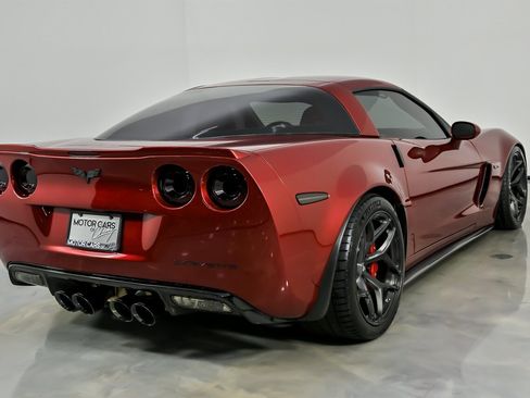 Used 2013 Chevrolet Corvette Z06 w/ Battery Protection Package image 12