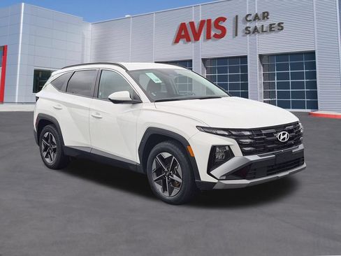 Used 2025 Hyundai Tucson SEL FWD image 3