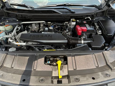 Used 2026 Nissan Rogue SL AWD/4WD image 29