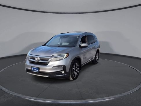 Used 2020 Honda Pilot Touring image 3