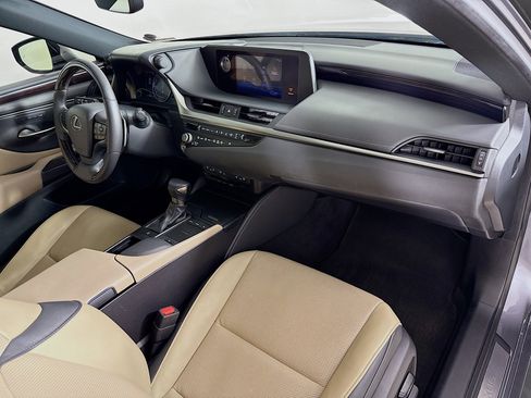 Used 2021 Lexus ES 350 w/ Premium Package image 36