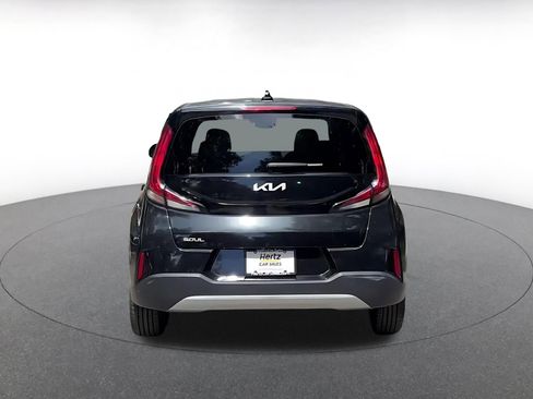 Used 2025 Kia Soul LX w/ LX Technology Package FWD image 12