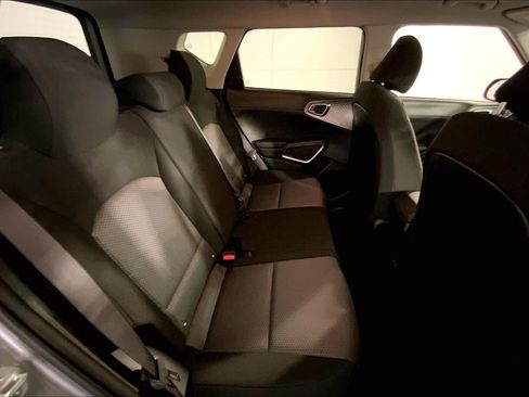 Certified 2024 Kia Soul S FWD image 23