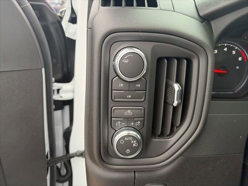 New 2026 GMC Sierra 2500 Pro w/ Convenience Package image 19