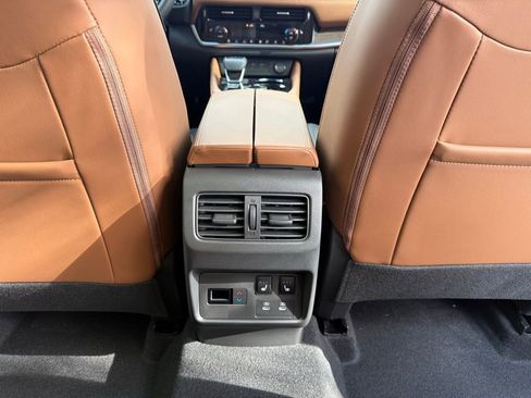 New 2026 Nissan Rogue Platinum w/ Platinum Premium Package image 21