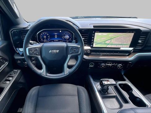 Used 2023 Chevrolet Silverado 1500 RST RWD image 6