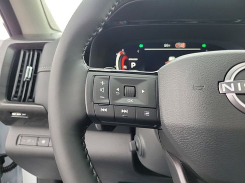 New 2026 Nissan Pathfinder Platinum image 22