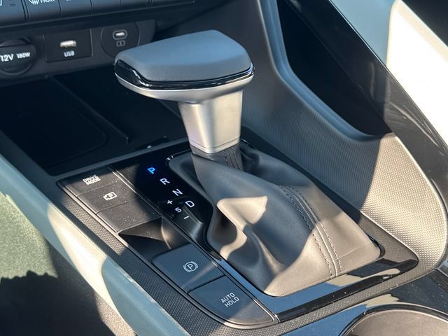 New 2026 Hyundai Elantra Limited FWD image 13