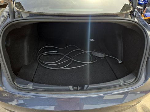 Used 2022 Tesla Model 3 Performance image 8