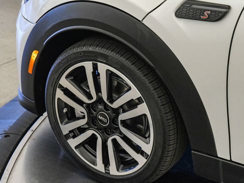 Used 2024 MINI Cooper S FWD image 10