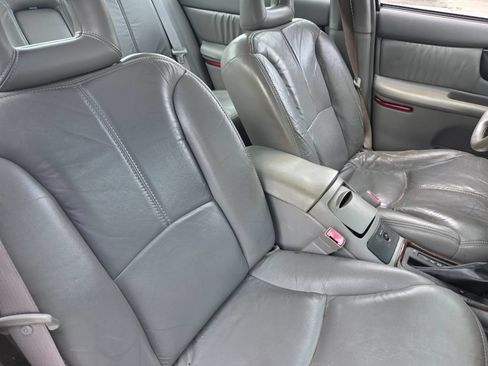 Used 2003 Buick Regal LS w/ LS Luxury Plus Package FWD image 37
