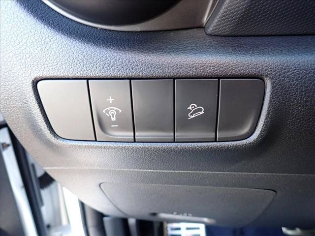 Used 2022 Hyundai Kona N FWD image 15