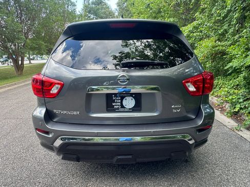 Used 2019 Nissan Pathfinder SV AWD/4WD image 7