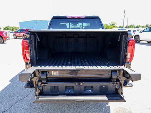 Used 2023 GMC Sierra 1500 Denali AWD/4WD image 6