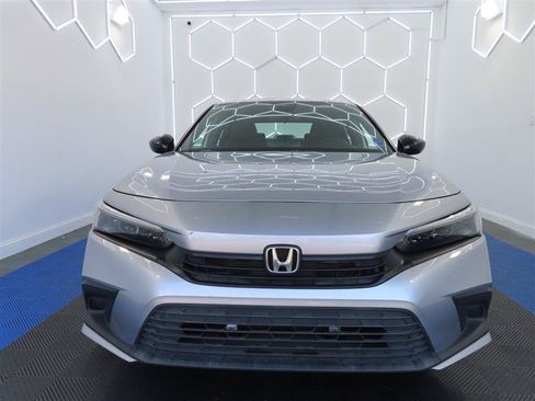 Used 2024 Honda Civic Sport image 3