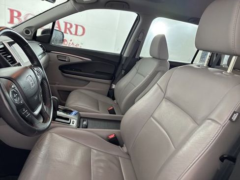Used 2018 Honda Pilot EX-L image 11