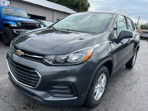Used 2020 Chevrolet Trax LS w/ Tint and Cruise Package AWD/4WD image 2