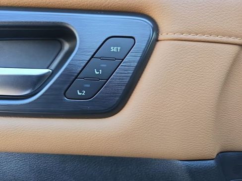 New 2026 Nissan Armada SL w/ Captain's Chari Seat Package image 16