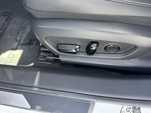 Used 2025 Lexus ES 350 F Sport w/ Accessory Package (Z2) FWD image 12