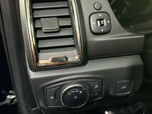 Used 2022 Ford Ranger XLT w/ Equipment Group 302A High image 18