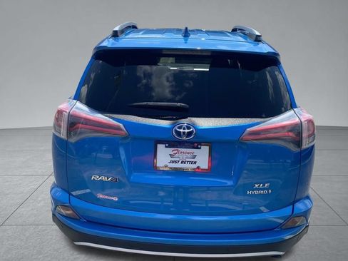 Used 2016 Toyota RAV4 XLE AWD/4WD image 12