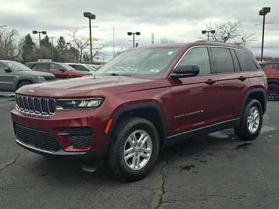 Used 2023 Jeep Grand Cherokee Laredo w/ Luxury Tech Group I
