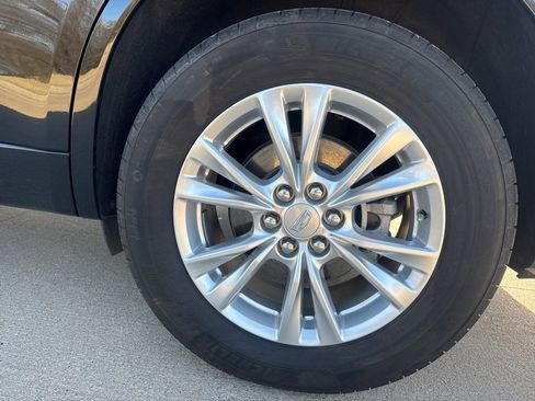 Used 2023 Cadillac XT6 Luxury image 9