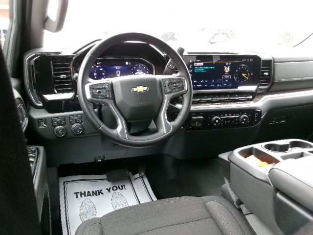 Used 2026 Chevrolet Silverado 1500 LT AWD/4WD image 18
