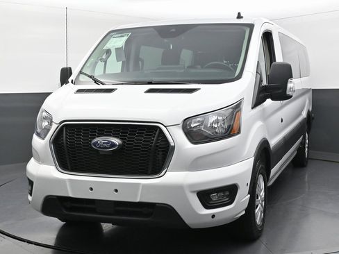 Used 2024 Ford Transit 350 XLT image 7