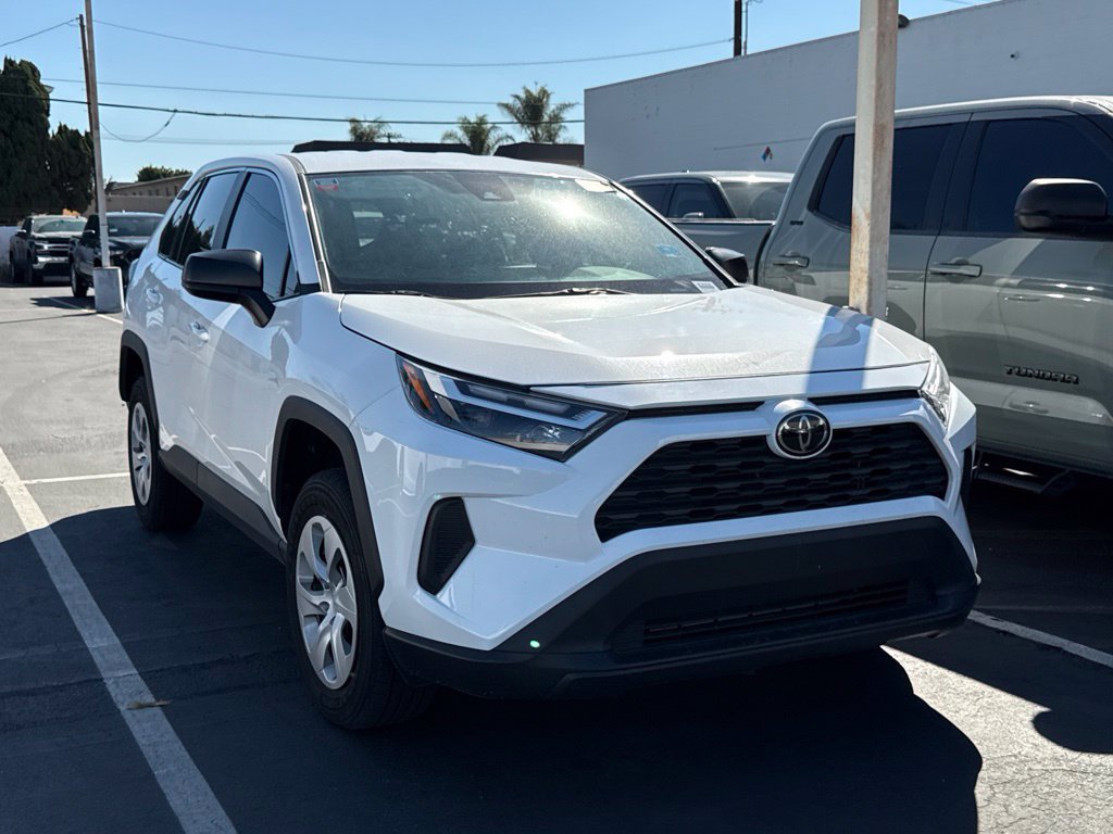 Used 2023 Toyota RAV4 LE FWD image 1
