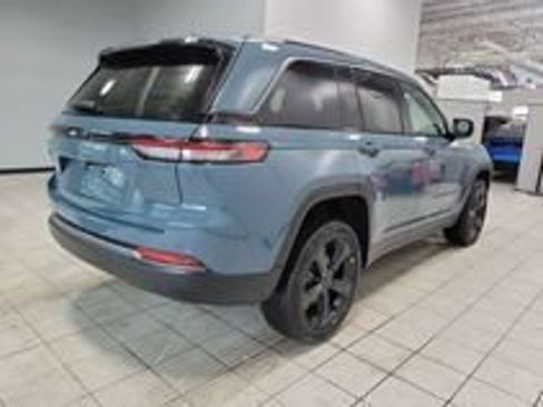New 2026 Jeep Grand Cherokee Limited w/ Limited Altitude Package AWD/4WD image 6