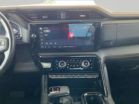 Used 2023 GMC Sierra 1500 AT4 w/ AT4 Premium Package AWD/4WD image 9
