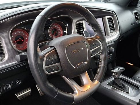 Used 2022 Dodge Charger SRT Hellcat w/ Harman/Kardon Audio Group image 21